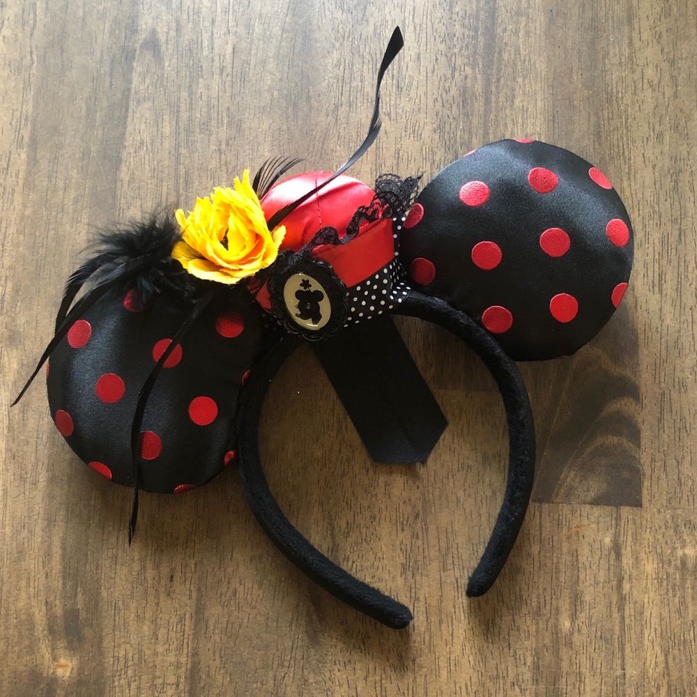 Disneyland Park Vintage Minnie Mouse Ears Disney